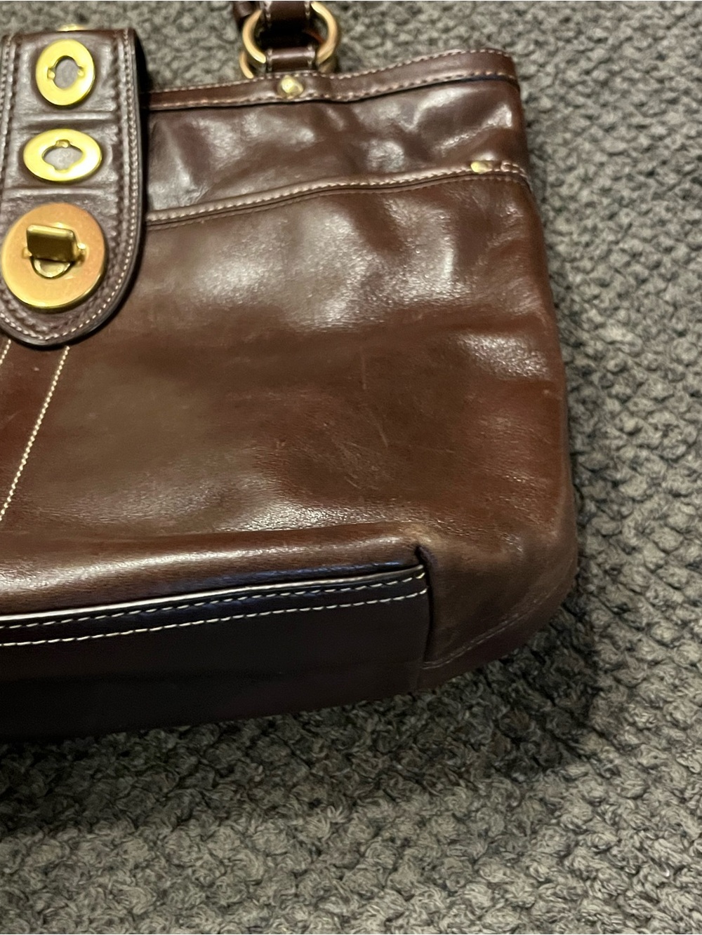 Vintage Coach Lilly Legacy 13757 Turn LockbBrown Leather Shoulder Bag - Picture 4 of 10